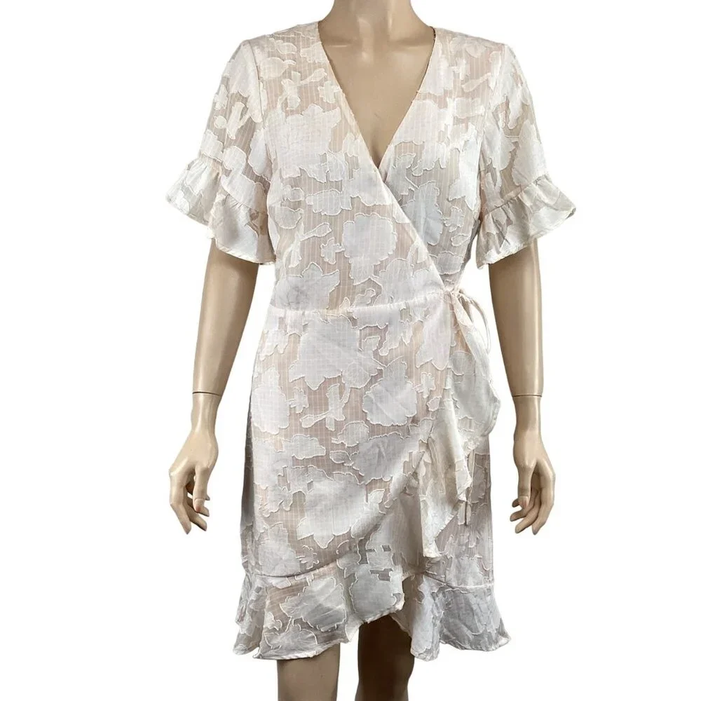 Gilli Women's Wrap Dress Medium Floral Ruffle Short Sleeve White/Beige - Picture 1 of 8